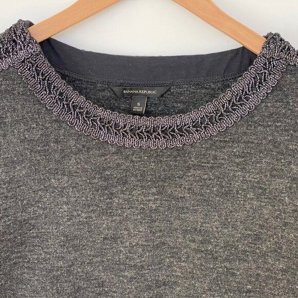 Banana Republic Short Sleeve Sweater Top Womens S Metallic Trim Charcoal Festive - Picture 2 of 8